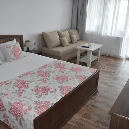 “здравец”