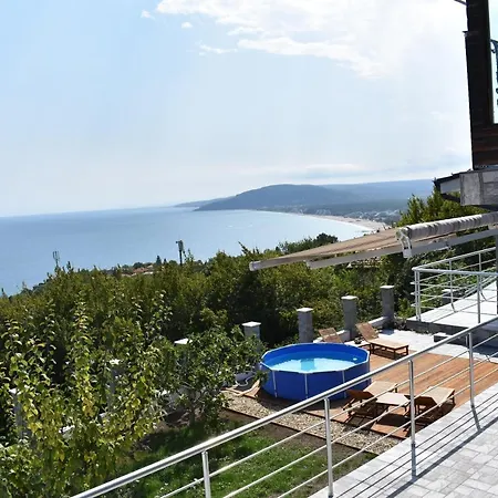Villa “здравец” Fish Fish