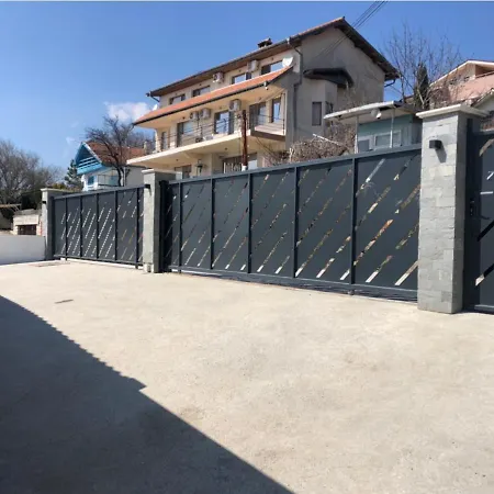 “здравец” 别墅 Fish Fish