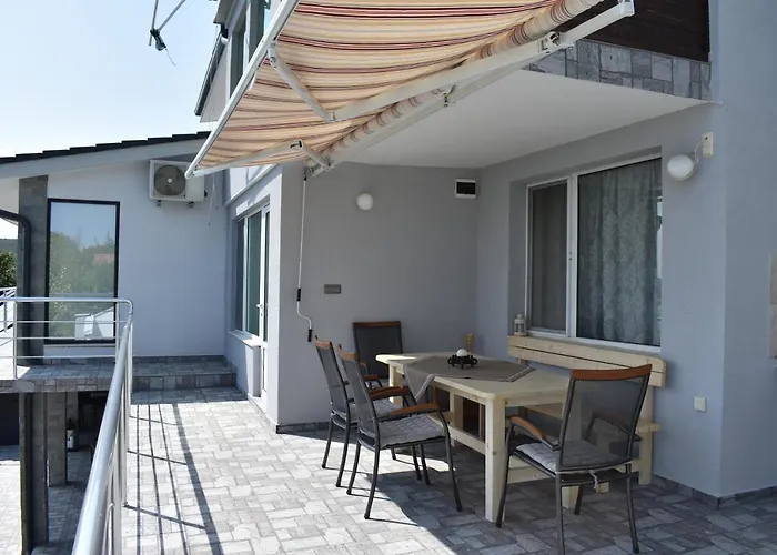 “здравец” *