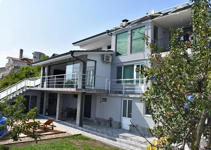 Villa “здравец”